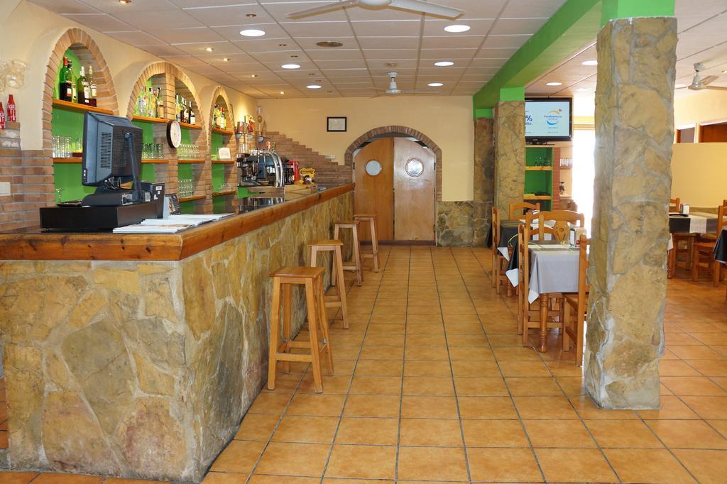 Camping Los Pinos Peniscola Exterior photo
