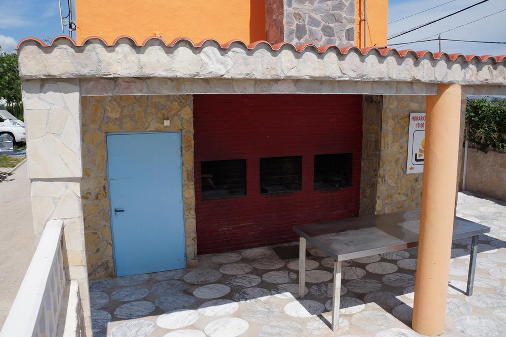 Camping Los Pinos Peniscola Exterior photo