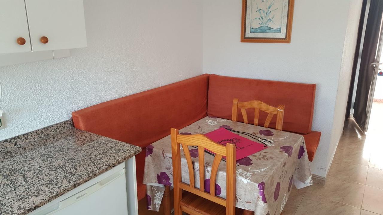 Camping Los Pinos Peniscola Exterior photo